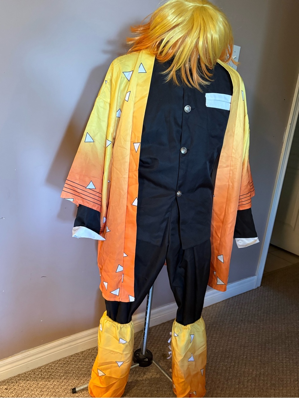 Demon Slayer Zenitsu Agatsuma costume